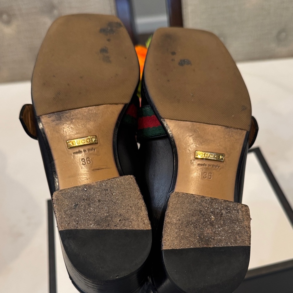 Authentic Gucci Women's Black Leather Loafers with Green and Red Stripes - Picture 6 of 15